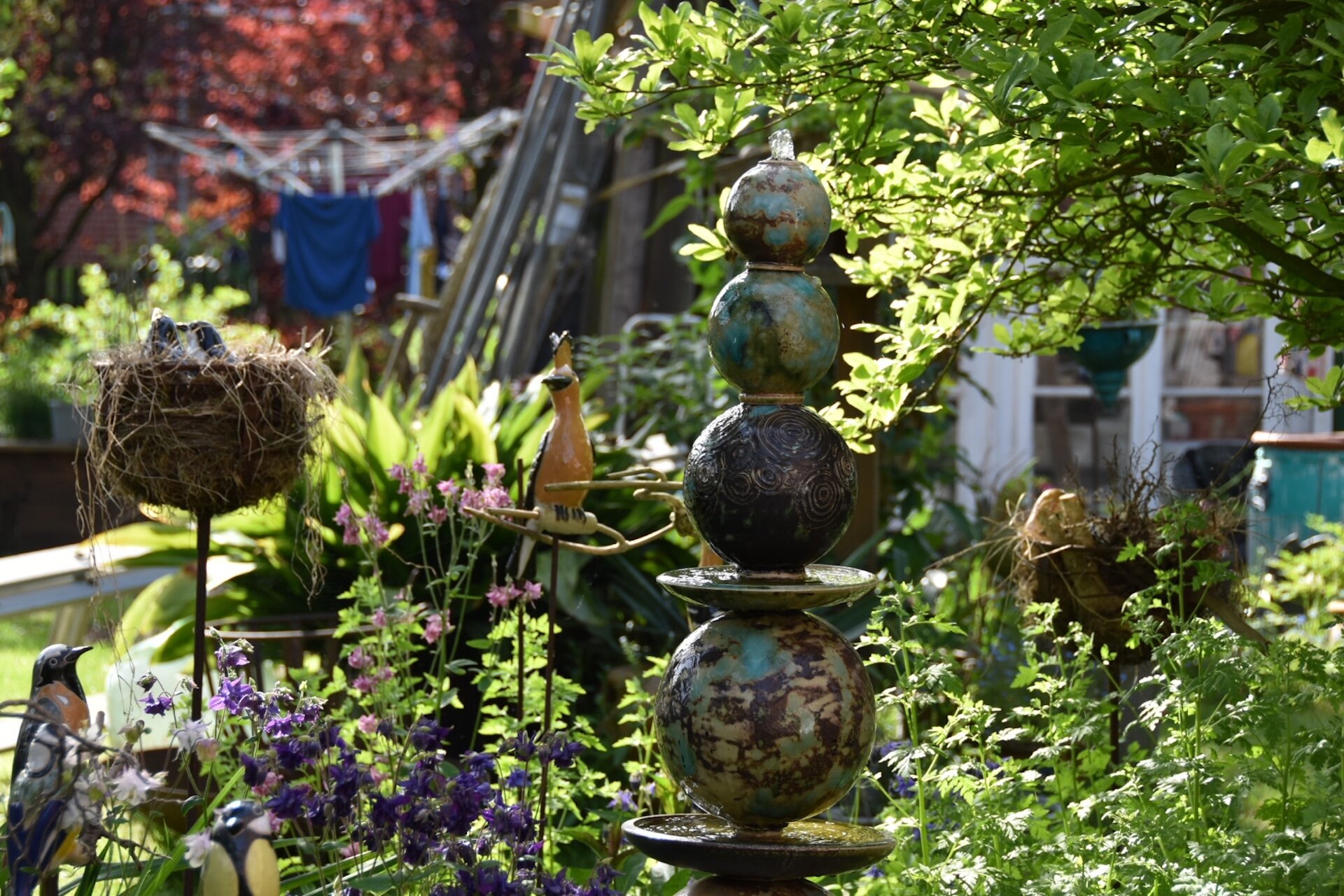 Brunnen und Gartenzepter